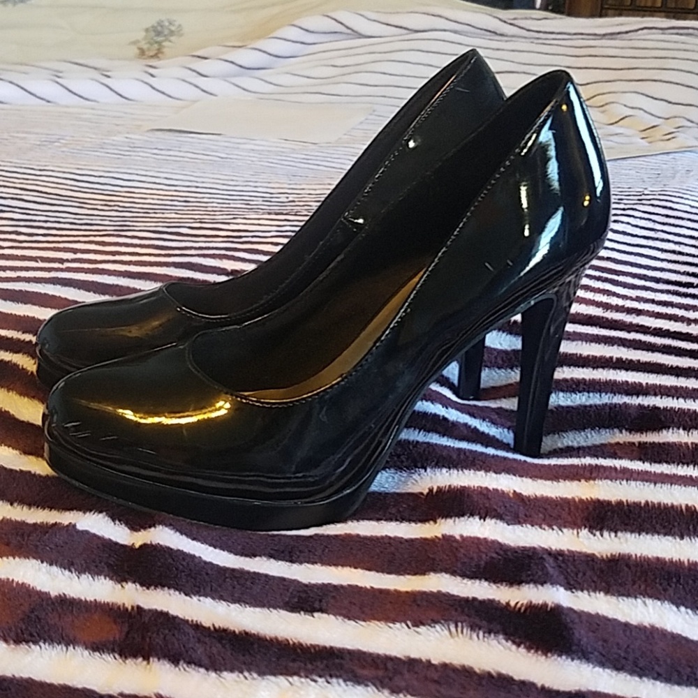 Black heels
